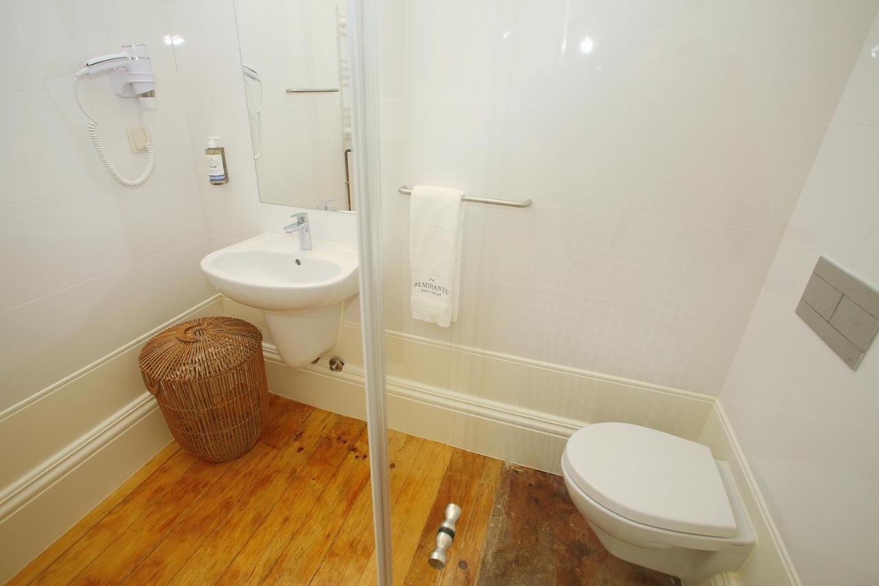 Nº 91 - Almirante Guest House Porto Szoba fotó